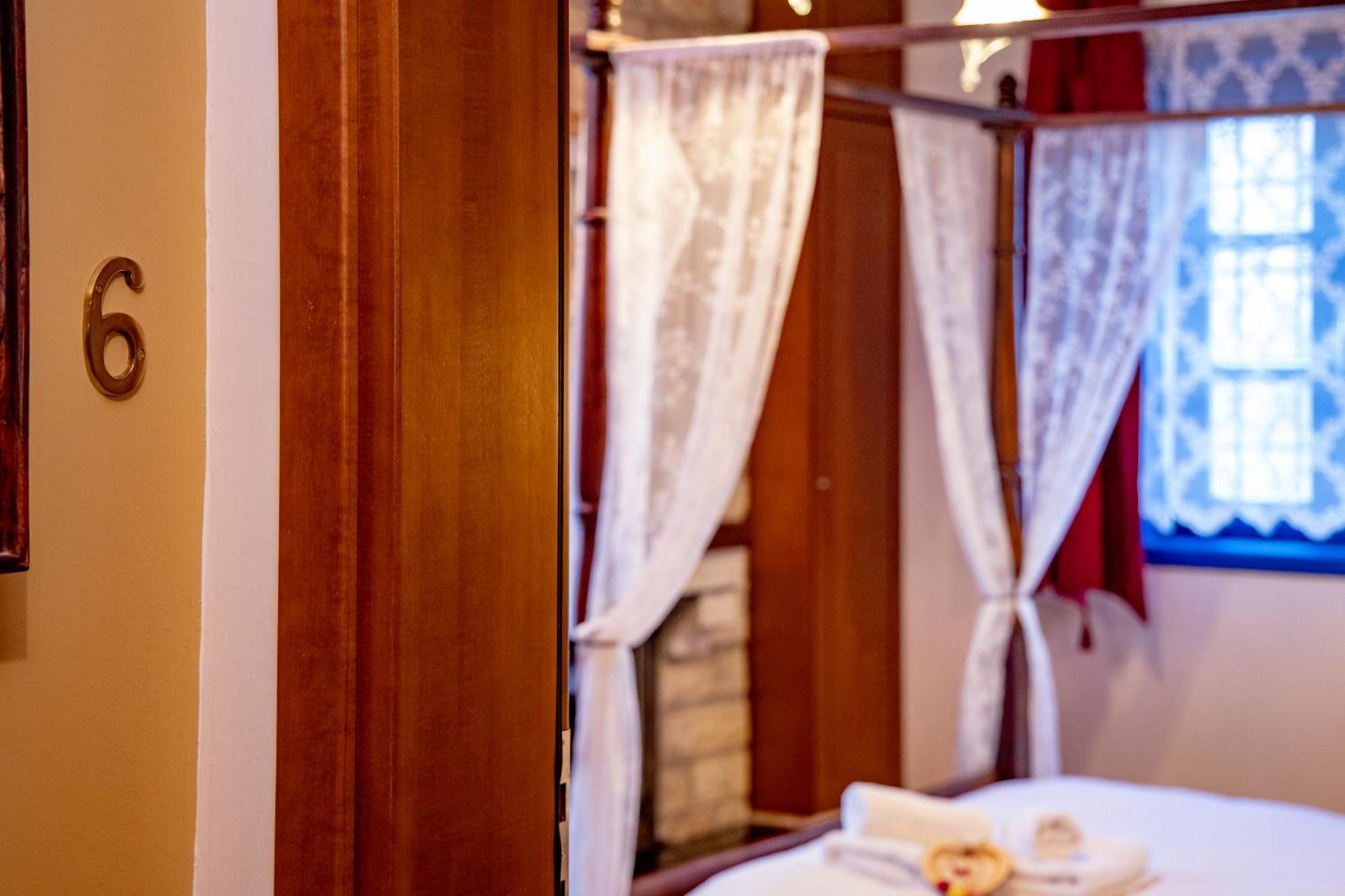 מונודנדרי Arktouros Hotel מראה חיצוני תמונה