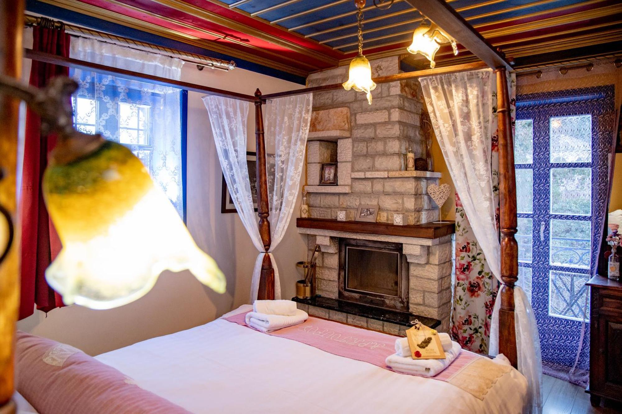 מונודנדרי Arktouros Hotel מראה חיצוני תמונה