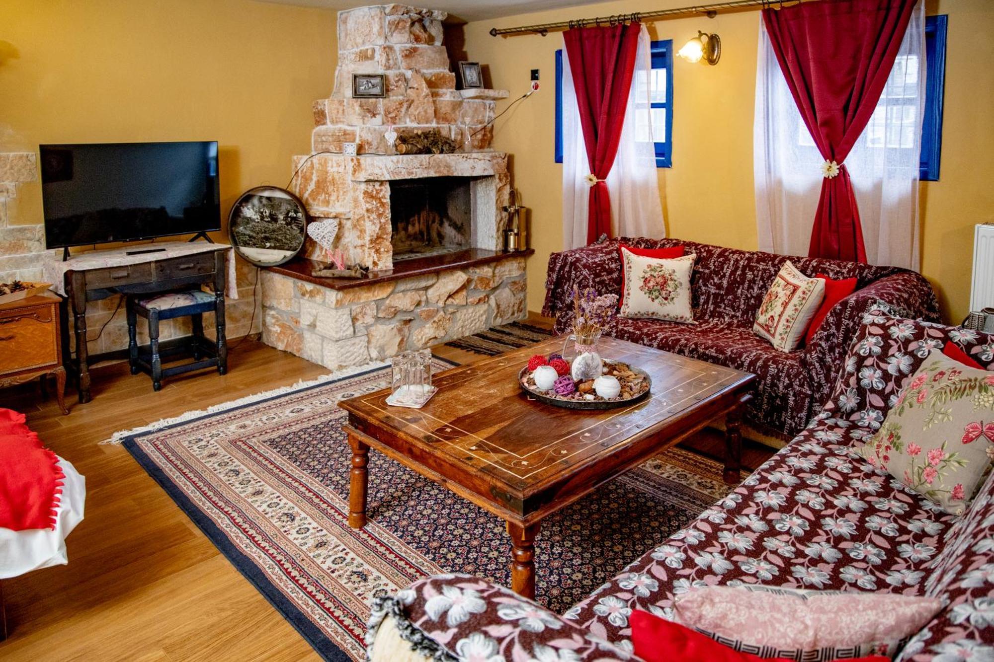 מונודנדרי Arktouros Hotel מראה חיצוני תמונה